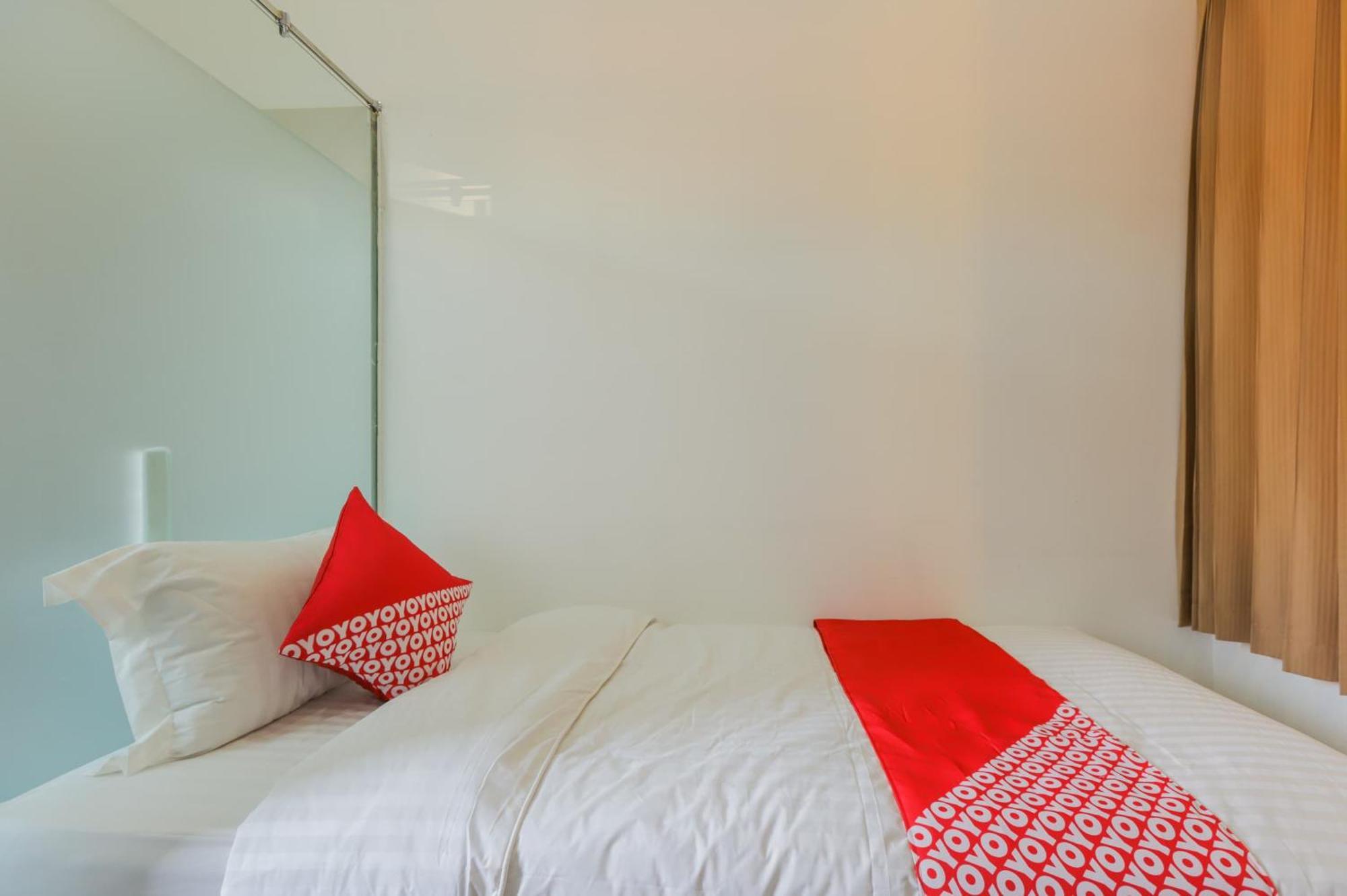 Super Oyo 866 Idola Residence Джакарта Экстерьер фото